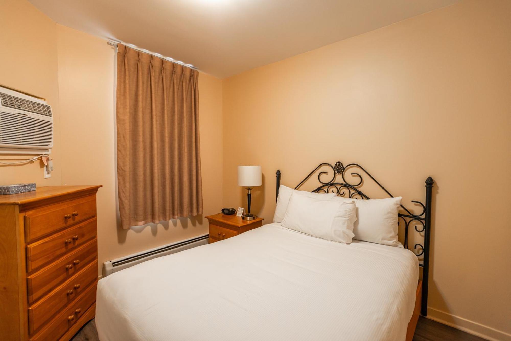 Hotel le Roberval Montréal Buitenkant foto
